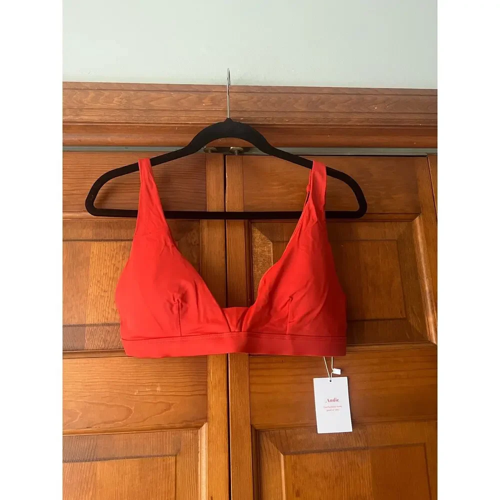 NWT Andie Women's The Tahiti Bikini Swim Top in Chili Pepper Red Size M